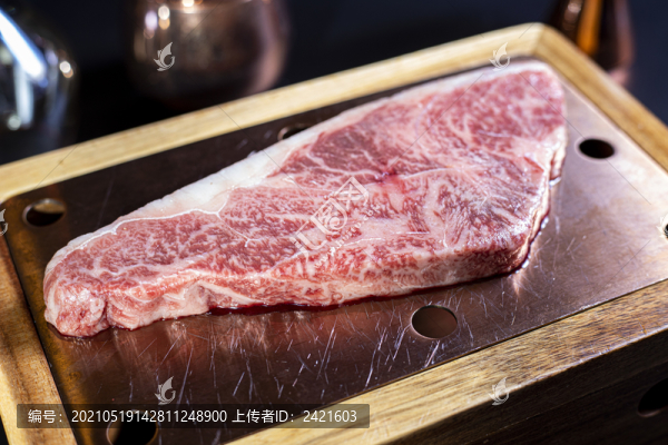 生牛排