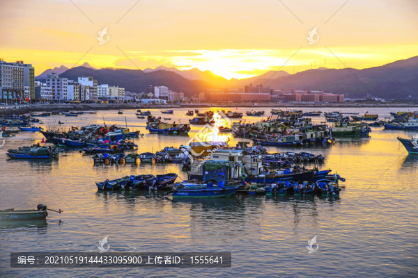 漁港日出