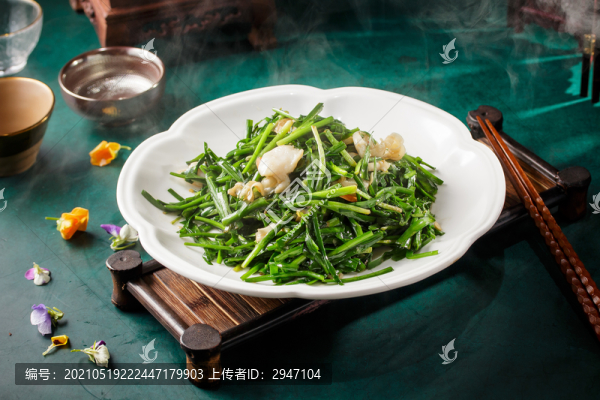 韭菜炒蚌肉