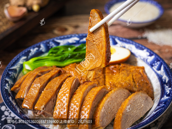 鹵鴨飯