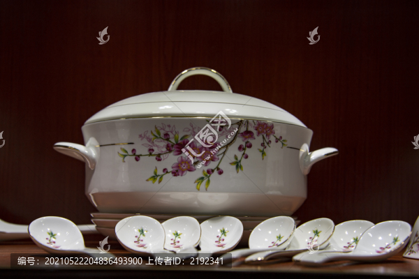 中國江西景德鎮(zhèn)瓷餐具