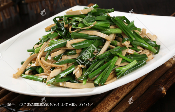 韭菜炒百葉