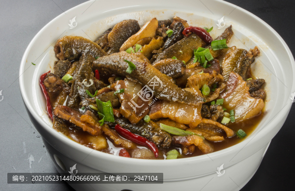 臘肉燒泥鰍