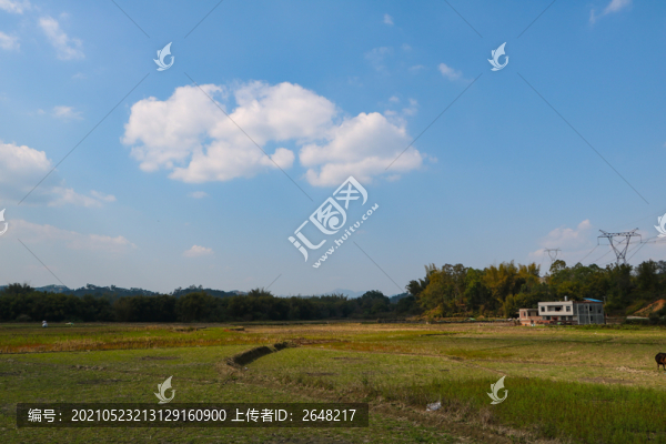 藍(lán)天白云