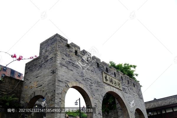 重慶巴南朩洞河街
