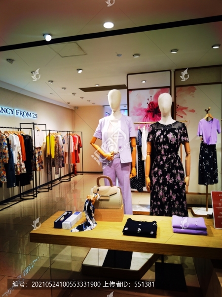 女裝展示