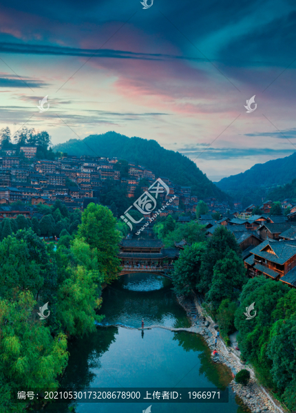 貴州西江千戶(hù)苗寨夜景