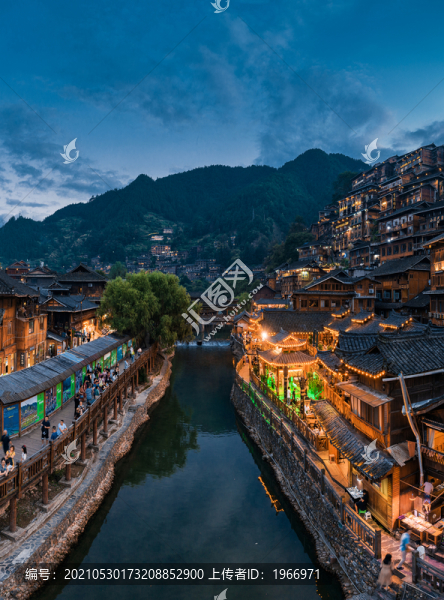 貴州西江千戶苗寨夜景
