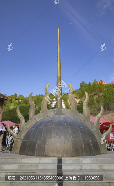 墨江北回歸線太陽神雕像