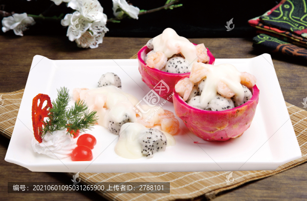 鮮蝦火龍果沙律