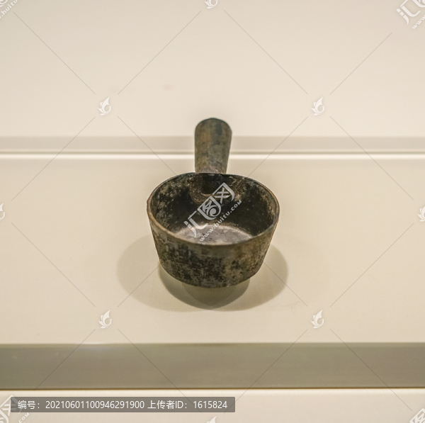 西漢初元三年上林共府升