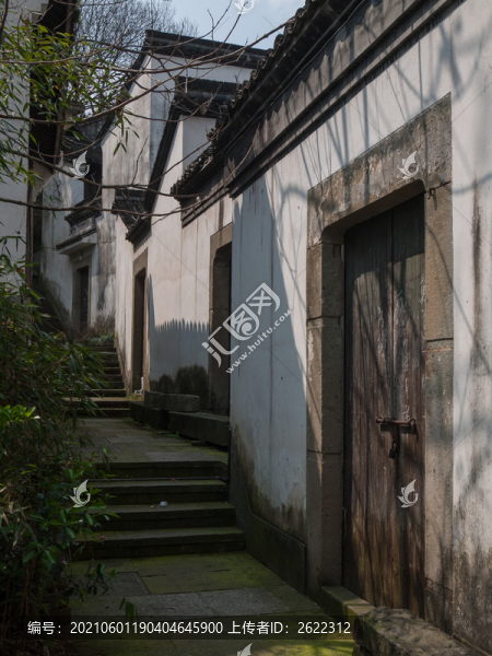 山坡上的江南民居