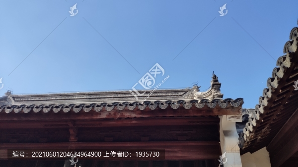 屋檐