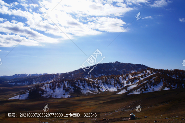 新疆北疆雪山風光