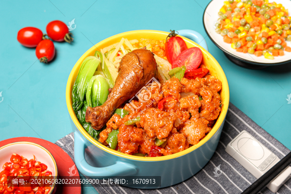 青椒炒肉蓋飯