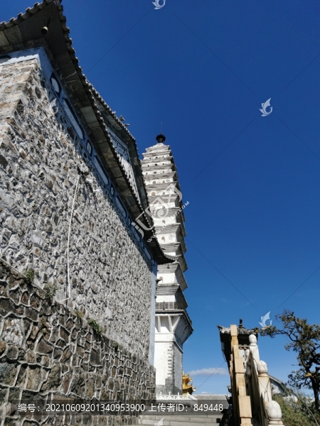 雞足山佛塔