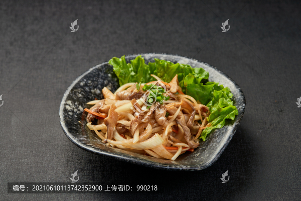 拌蘑菇
