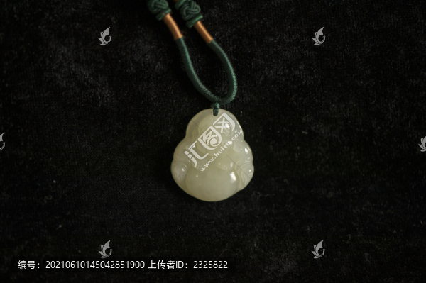 玉石吊墜
