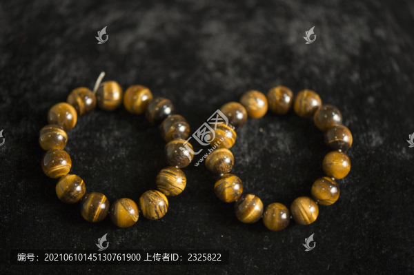 玉石吊墜