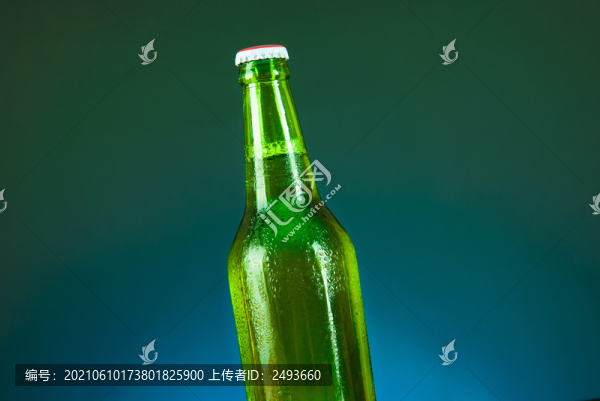 夏日冰爽啤酒