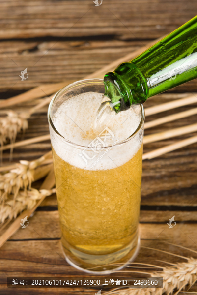 夏日飲品啤酒