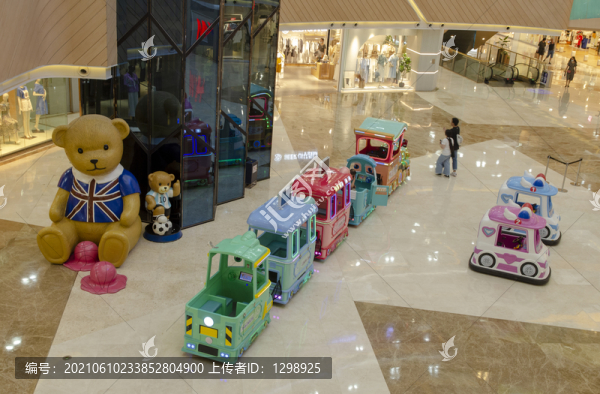 商場(chǎng)兒童游樂設(shè)施