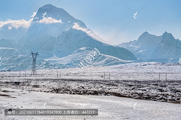 卓木拉日雪山