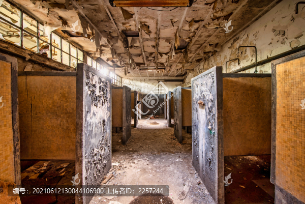 廢舊廠房與工業(yè)建筑