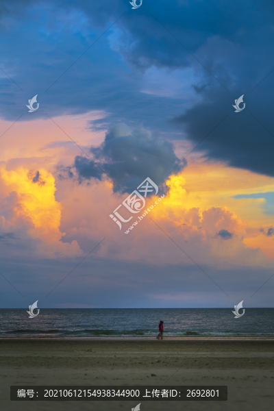 黃昏浪漫海景