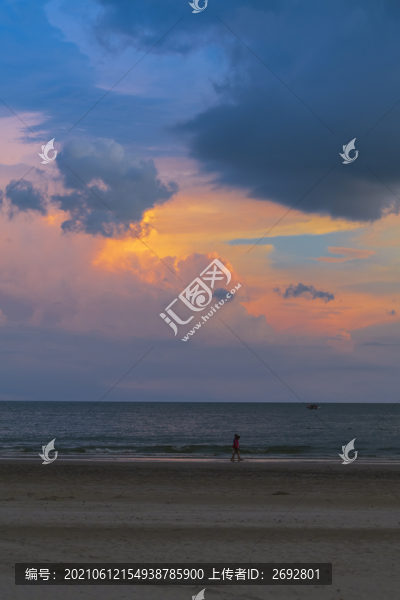 黃昏浪漫海景
