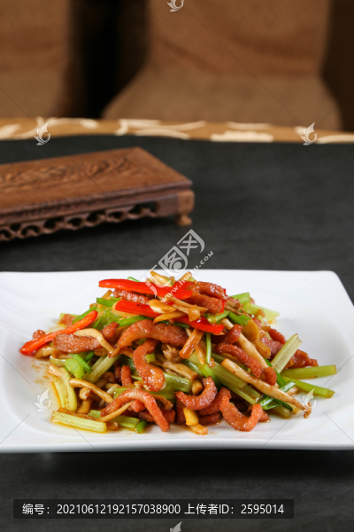 真菌松板肉