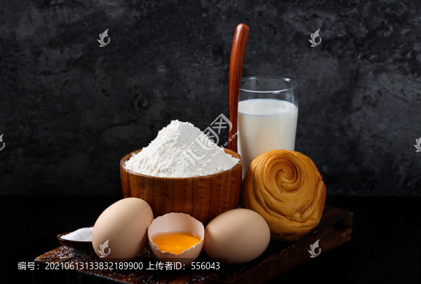 牛奶面包