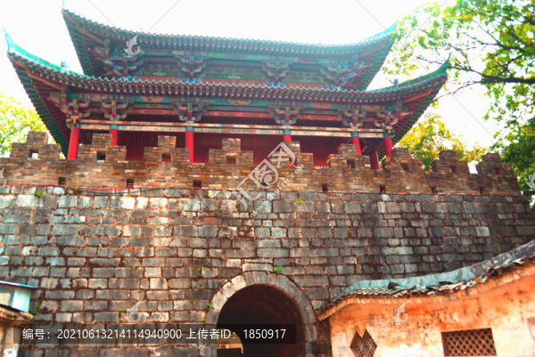 桂林東鎮(zhèn)門