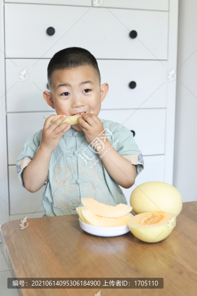 吃甜瓜