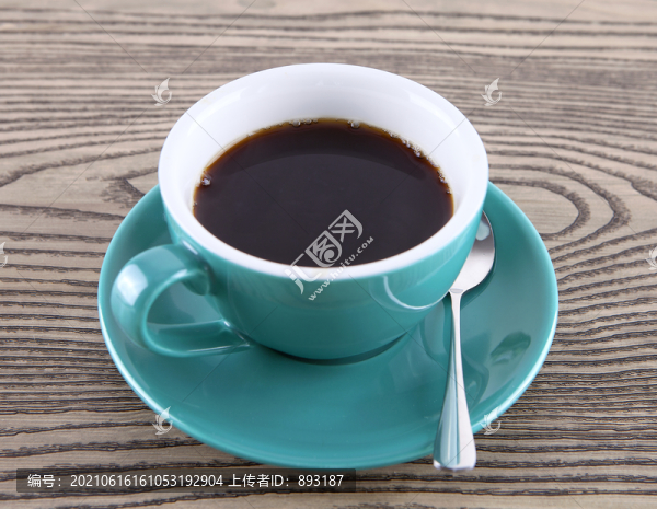 一杯黑咖啡