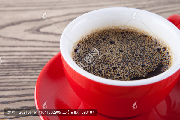 辦公桌上的咖啡