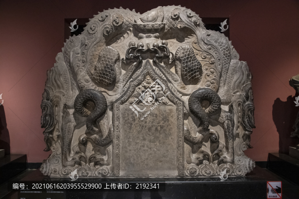 西安碑林博物館唐代碑首
