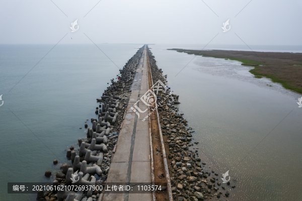 航拍黃河三角洲生態(tài)旅游區(qū)