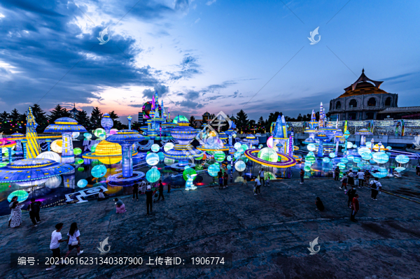 中國長春長影第五屆消夏燈會場景