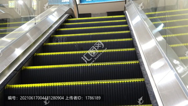 地鐵電梯