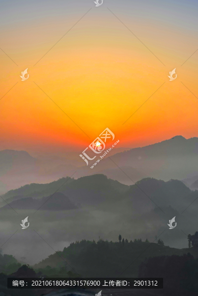 落日群山