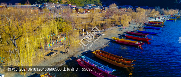 瀘沽湖風(fēng)光