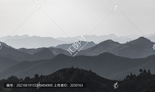 層巒疊嶂