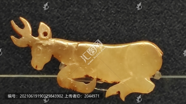 商代晚期玉鹿