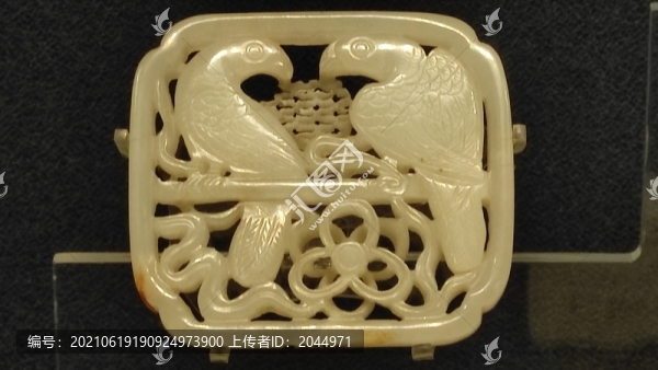 明代雙鸚鵡紋飾