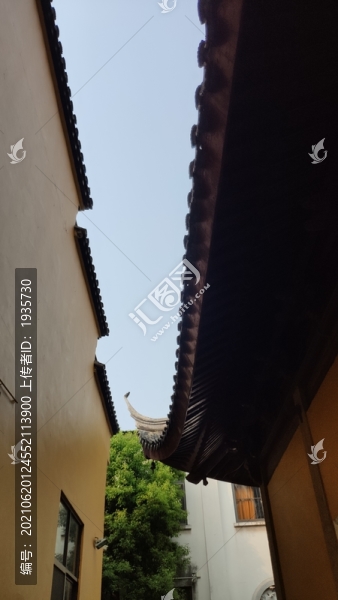 屋檐