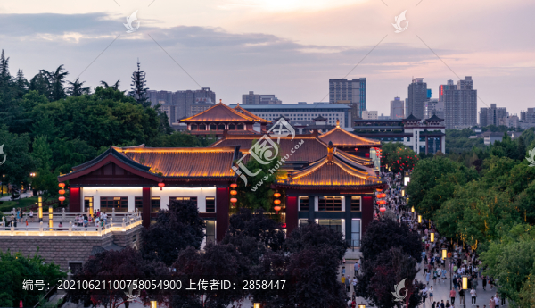 大雁塔南廣場(chǎng)