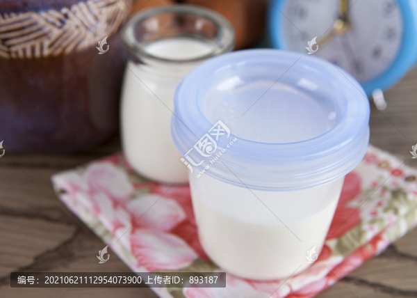 鮮奶早餐