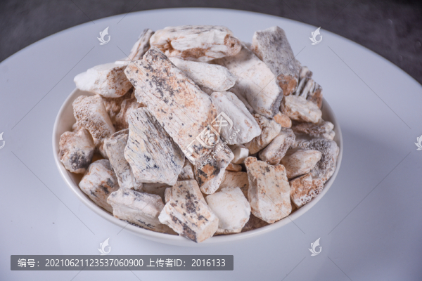 龍骨