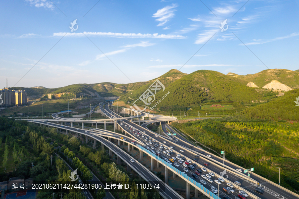 航拍濟南二環(huán)南路高架